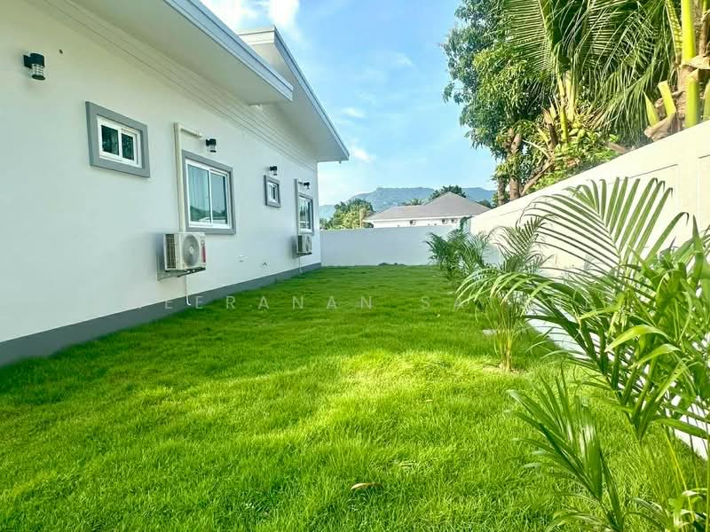 บ้านใหม่พร้อมสระว่ายน้ำ, Prachuap Khiri Khan, Hin Lek Fai, Hua Hin, Prachuap Khiri Khan, 3 Bedrooms, 250 sqm, Villa For Sale, by Cheeranan Satsue, 500175248 - DDproperty.com
