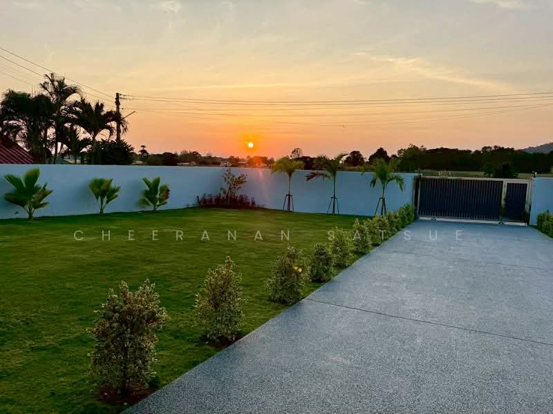 บ้านใหม่พร้อมสระว่ายน้ำ, Prachuap Khiri Khan, Hin Lek Fai, Hua Hin, Prachuap Khiri Khan, 3 Bedrooms, 250 sqm, Villa For Sale, by Cheeranan Satsue, 500175248 - DDproperty.com