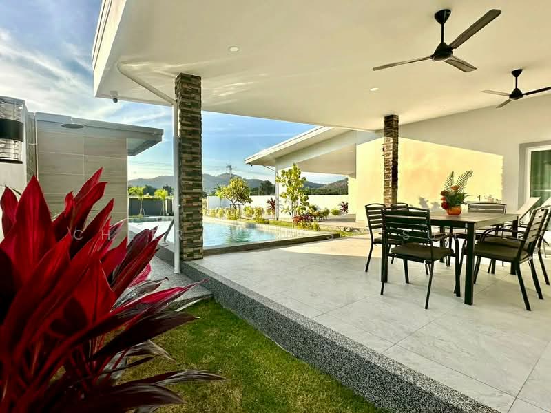 บ้านใหม่พร้อมสระว่ายน้ำ, Prachuap Khiri Khan, Hin Lek Fai, Hua Hin, Prachuap Khiri Khan, 3 Bedrooms, 250 sqm, Villa For Sale, by Cheeranan Satsue, 500175248 - DDproperty.com
