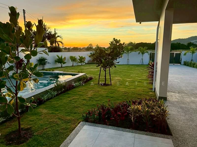 บ้านใหม่พร้อมสระว่ายน้ำ, Prachuap Khiri Khan, Hin Lek Fai, Hua Hin, Prachuap Khiri Khan, 3 Bedrooms, 250 sqm, Villa For Sale, by Cheeranan Satsue, 500175248 - DDproperty.com