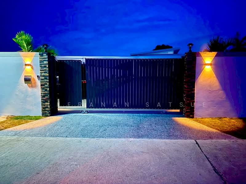 บ้านใหม่พร้อมสระว่ายน้ำ, Prachuap Khiri Khan, Hin Lek Fai, Hua Hin, Prachuap Khiri Khan, 3 Bedrooms, 250 sqm, Villa For Sale, by Cheeranan Satsue, 500175248 - DDproperty.com