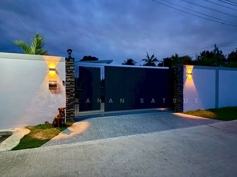 บ้านใหม่พร้อมสระว่ายน้ำ, Prachuap Khiri Khan, Hin Lek Fai, Hua Hin, Prachuap Khiri Khan, 3 Bedrooms, 250 sqm, Villa For Sale, by Cheeranan Satsue, 500175248 - DDproperty.com