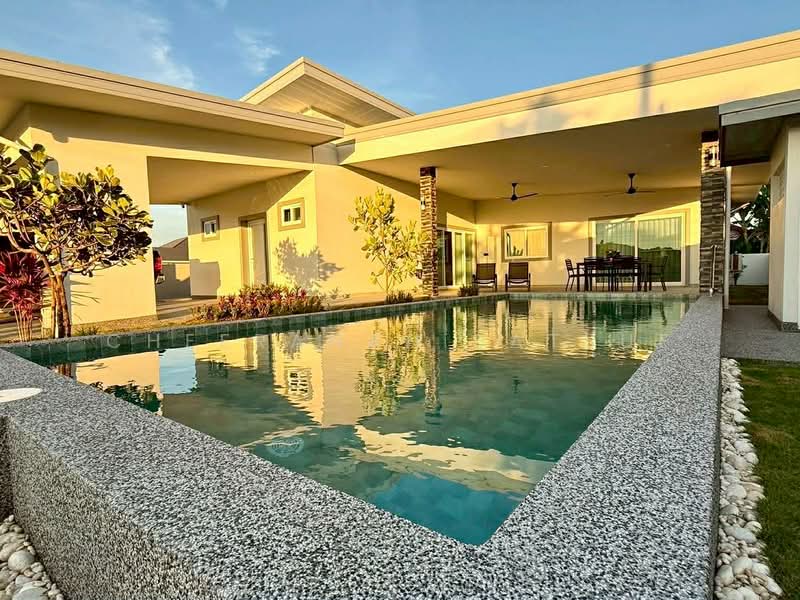 บ้านใหม่พร้อมสระว่ายน้ำ, Prachuap Khiri Khan, Hin Lek Fai, Hua Hin, Prachuap Khiri Khan, 3 Bedrooms, 250 sqm, Villa For Sale, by Cheeranan Satsue, 500175248 - DDproperty.com