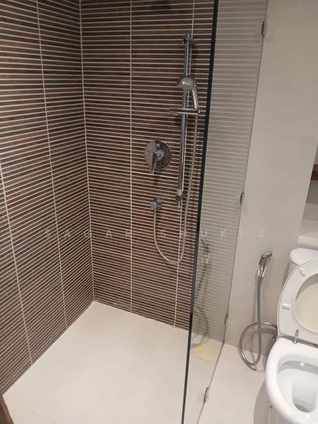 Kallista Mansion, Bangkok, 64 Soi Sukhumvit 11, Khlongtoei Nua, Watthana, Bangkok, 3 Bedrooms, 315 sqm, Condo For Sale, by Sagar Shukla, 500175252 - DDproperty.com