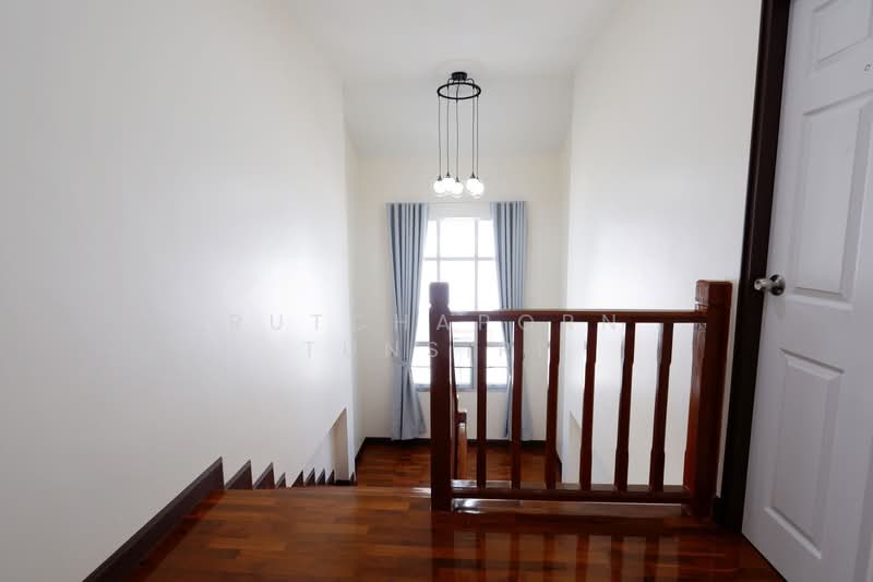 บ้านในโครงการ ให้เช่า – ใกล้มีโชคพลาซ่า เพียง 5 นาที ค่าเช่า 26,000 บาท / เดือน รหัสทรัพย์ : No.6H32, Chiang Mai, San Sai Noi, San Sai, Chiang Mai, 3 Bedrooms, 150 sqm, Single Detached House For Rent, by Rutchaporn Tunsiri, 500175253 - DDproperty.com