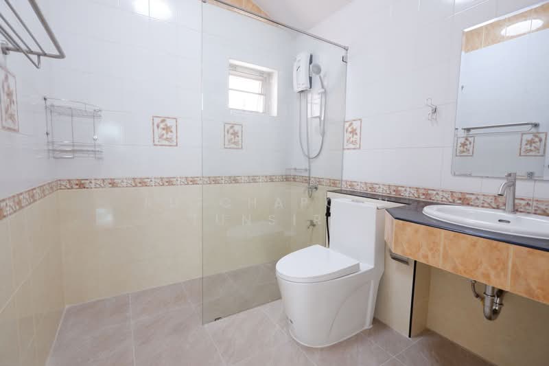 บ้านในโครงการ ให้เช่า – ใกล้มีโชคพลาซ่า เพียง 5 นาที ค่าเช่า 28,000 บาท / เดือน รหัสทรัพย์ : No.6H32, Chiang Mai, San Sai Noi, San Sai, Chiang Mai, 3 Bedrooms, 150 sqm, Single Detached House For Rent, by Rutchaporn Tunsiri, 500175253 - DDproperty.com