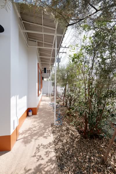 บ้านในโครงการ ให้เช่า – ใกล้มีโชคพลาซ่า เพียง 5 นาที ค่าเช่า 28,000 บาท / เดือน รหัสทรัพย์ : No.6H32, Chiang Mai, San Sai Noi, San Sai, Chiang Mai, 3 Bedrooms, 150 sqm, Single Detached House For Rent, by Rutchaporn Tunsiri, 500175253 - DDproperty.com