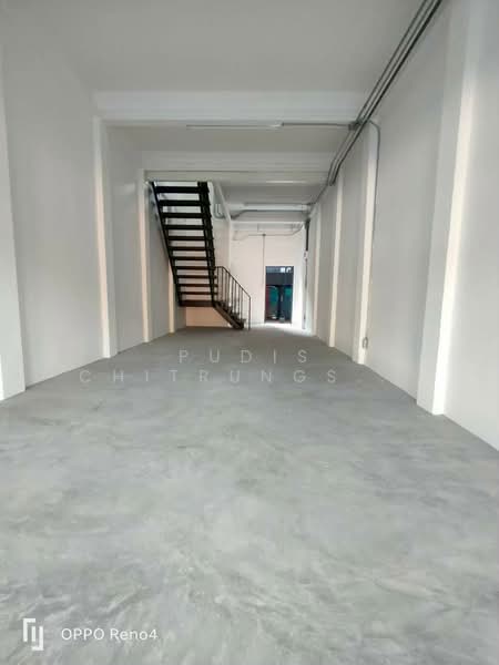 Shop for Rent – Chan Road / Nang Linchi Road, Bangkok, Thung Maha Mek, Sathon, Bangkok, , 90 sqm, Shophouse For Rent, by Pudis Chitrungsakorn, 500175259 - DDproperty.com