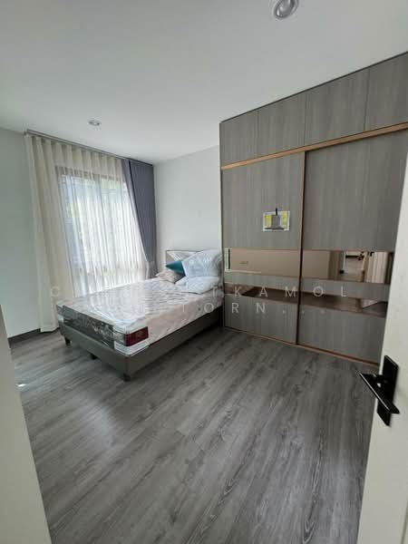 Baan Klang Muang Ratchayothin, Bangkok, 464 Phahonyothin Alley, Sena Nikhom, Chatuchak, Bangkok, 2 Bedrooms, 214 sqm, Townhouse For Rent, by Chomratkamol Soontorntarawong (Gor), 500175261 - DDproperty.com