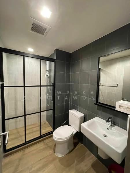 The Base Garden Rama 9, Bangkok, 18 Rama 9 Road, Hua Mak, Bang Kapi, Bangkok, 1 Bedroom, 32 sqm, Condo For Rent, by Praewpakar Soontawong, 500175278 - DDproperty.com