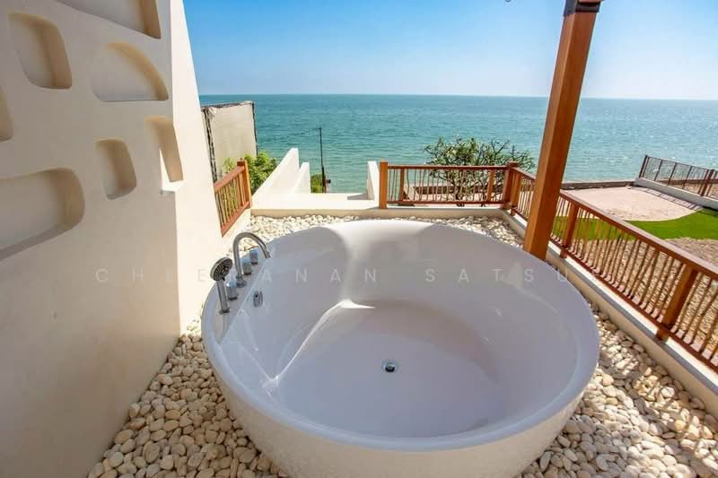 Sunkissed Retreat Hua Hin, Phetchaburi, Cha-am, Cha-Am, Phetchaburi, 5 Bedrooms, 550 sqm, Villa For Sale, by Cheeranan Satsue, 500175289 - DDproperty.com