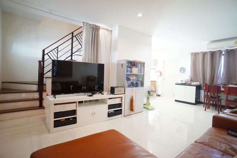 Natura Trend Srinakarin, Samut Prakan, Sap Phatthana Road, Bang Mueng, Muang Samut Prakarn, Samut Prakan, 3 Bedrooms, 141 sqm, Semi-Detached House (Twin House) For Sale, by The Best Property หนูกรานต์, 500175323 - DDproperty.com