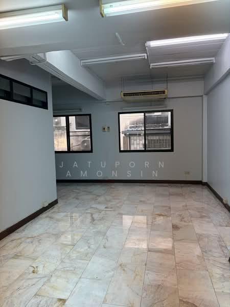 ทาวน์โฮม 4 ชั้น ทองหล่อ ซอย 7, กรุงเทพ, คลองตันเหนือ, วัฒนา, กรุงเทพ, 400 ตร.ม., ทาวน์เฮ้าส์ ให้เช่า, โดย Jatuporn Amonsin, 500175325 - DDproperty.com