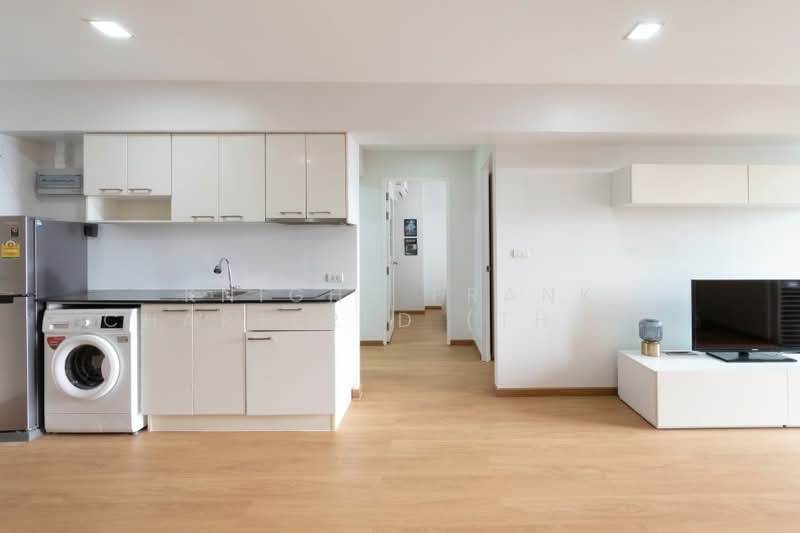 My Resort Bangkok, Bangkok, 1724 Petchaburi Road, Bang Kapi, Huai Khwang, Bangkok, 2 Bedrooms, 64 sqm, Condo For Rent, by Knight Frank Chartered (Thailand) Co.,Ltd, 500175330 - DDproperty.com