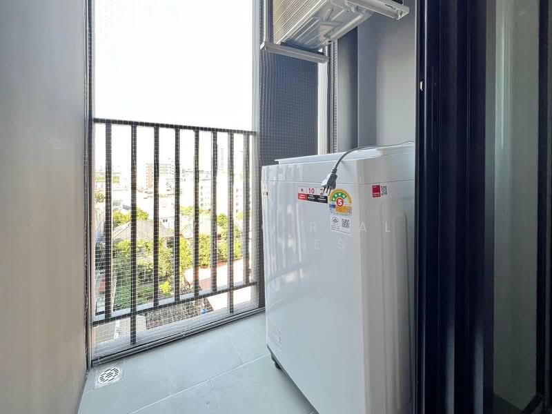 Chewathai Pinklao, Bangkok, Arun Amarin Road, Bang Yi Khan, Bang Phlat, Bangkok, 1 Bedroom, 30 sqm, Condo For Rent, by Living Real Estates, 500175356 - DDproperty.com