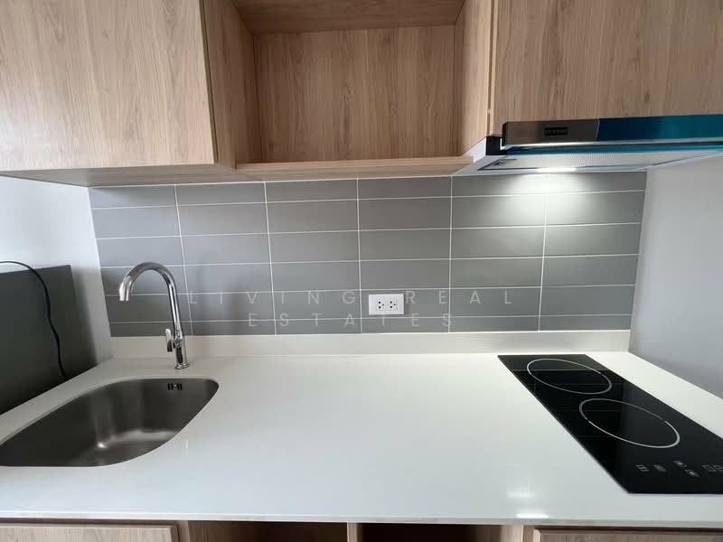 Chewathai Pinklao, Bangkok, Arun Amarin Road, Bang Yi Khan, Bang Phlat, Bangkok, 1 Bedroom, 30 sqm, Condo For Rent, by Living Real Estates, 500175356 - DDproperty.com