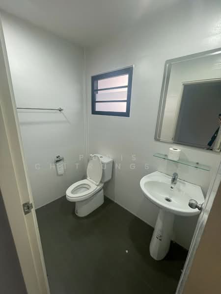 บ้านเดี่ยวให้เช่า นราธิวาส–เซนต์หลุยส์, กรุงเทพ, ทุ่งมหาเมฆ, สาทร, กรุงเทพ, 200 ตร.ม., ตึกแถว-อาคารพาณิชย์ ให้เช่า, โดย Pudis Chitrungsakorn, 500175357 - DDproperty.com