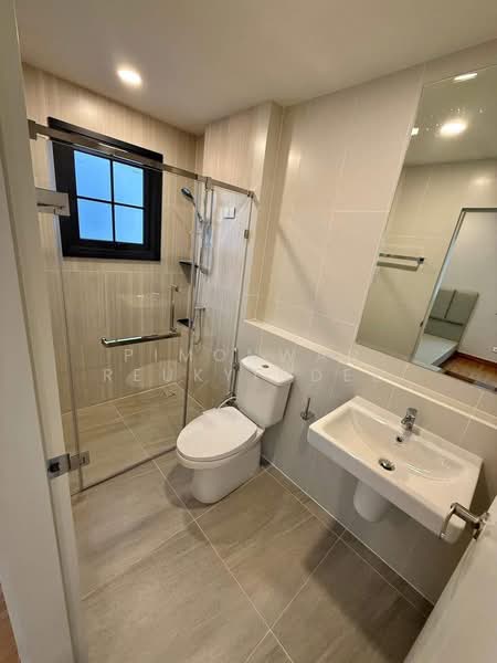 Centro Bangna, Samut Prakan, 111 Soi 3, Bang Kaeo, Bang Plee, Samut Prakan, 4 Bedrooms, 250 sqm, Single Detached House For Rent, by Pimonwan Reukyindee, 500175371 - DDproperty.com