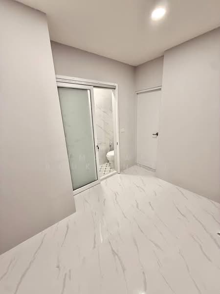 Centro Bangna, Samut Prakan, 111 Soi 3, Bang Kaeo, Bang Plee, Samut Prakan, 4 Bedrooms, 250 sqm, Single Detached House For Rent, by Pimonwan Reukyindee, 500175371 - DDproperty.com