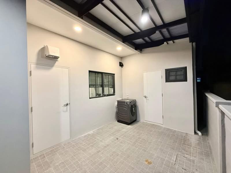 Centro Bangna, Samut Prakan, 111 Soi 3, Bang Kaeo, Bang Plee, Samut Prakan, 4 Bedrooms, 250 sqm, Single Detached House For Rent, by Pimonwan Reukyindee, 500175371 - DDproperty.com