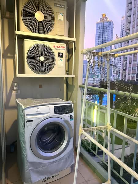 Lumpini Park Rama 9-Ratchada, Bangkok, 888 Chaturathit Road, Bang Kapi, Huai Khwang, Bangkok, 1 Bedroom, 38 sqm, Condo For Rent, by Sivana Estate, 500175390 - DDproperty.com