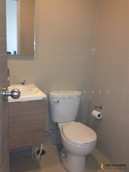 HIVE Taksin, Bangkok, 18 1 Soi, Khlong Ton Sai, Khlong San, Bangkok, 2 Bedrooms, 68 sqm, Condo For Sale, by Sirirut Havee Akehurst, 500175396 - DDproperty.com