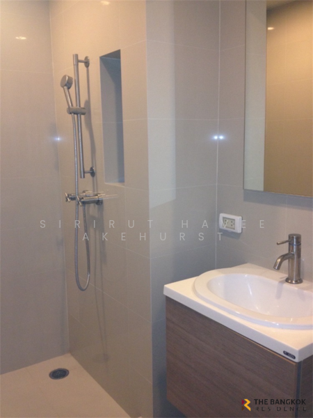HIVE Taksin, Bangkok, 18 1 Soi, Khlong Ton Sai, Khlong San, Bangkok, 2 Bedrooms, 68 sqm, Condo For Sale, by Sirirut Havee Akehurst, 500175396 - DDproperty.com