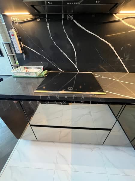 The Esse Sukhumvit 36, Bangkok, Soi Sukhumvit 36, Sukhumvit Road, Phra Kanong, Khlong Toei, Bangkok, 2 Bedrooms, 77 sqm, Condo For Sale, by Tanapat Sakonsontised, 500175427 - DDproperty.com