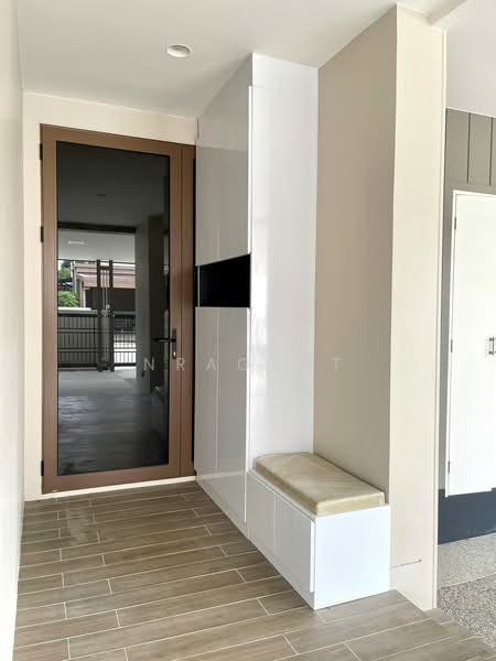 Burasiri Krungthep Kreetha, Bangkok, 95 Soi Pracha Ruam Chai, Hua Mak, Bang Kapi, Bangkok, 4 Bedrooms, 224 sqm, Single Detached House For Sale, by NRagent, 500175452 - DDproperty.com