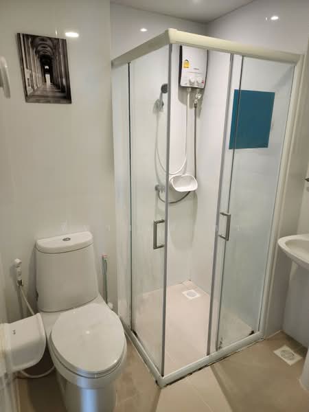 For Rent - The Escape Condominium, Bangkok