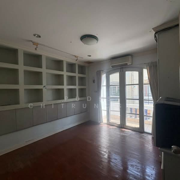 4-Storey Commercial Building for Rent – Suan Phlu–Sathorn, Bangkok, Thung Maha Mek, Sathon, Bangkok, , 386 sqm, Shophouse For Rent, by Pudis Chitrungsakorn, 500175455 - DDproperty.com