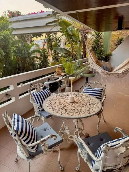 Grand Condotel Jomtien, Chon Buri (Pattaya), Moo 12 Thappraya Rd, Nong Pru, Bang Lamung (Pattaya), Chon Buri (Pattaya), 3 Bedrooms, 197 sqm, Condo For Sale, by Supitsara Sangarun, 500175492 - DDproperty.com