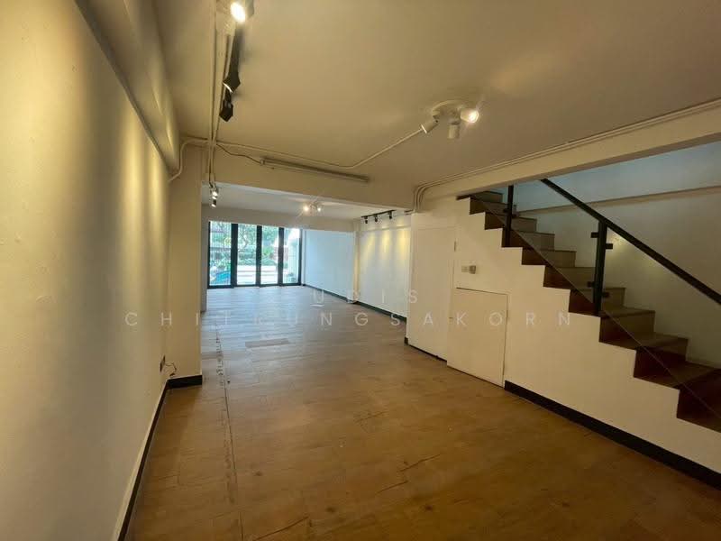 4.5-Storey Commercial Building for Rent – Sathorn / Suan Phlu, Bangkok, Thung Maha Mek, Sathon, Bangkok, , 306 sqm, Shophouse For Rent, by Pudis Chitrungsakorn, 500175495 - DDproperty.com