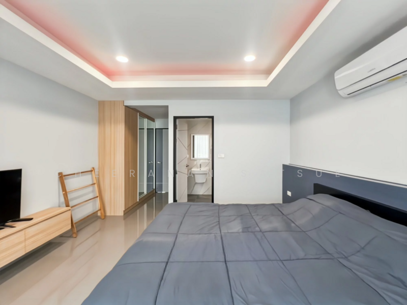 Villa 2 Stories, Prachuap Khiri Khan, Nong Kae, Hua Hin, Prachuap Khiri Khan, 4 Bedrooms, 260 sqm, Single Detached House For Sale, by Cheeranan Satsue, 500175503 - DDproperty.com