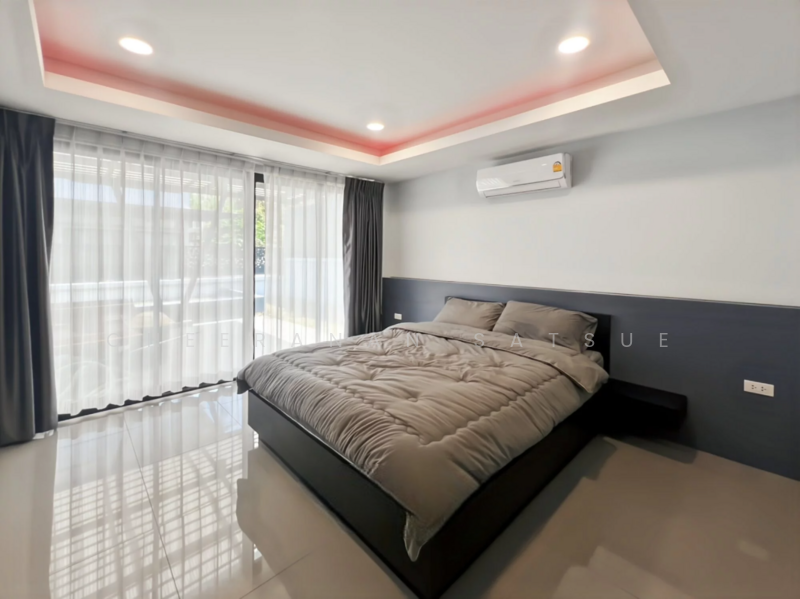 Villa 2 Stories, Prachuap Khiri Khan, Nong Kae, Hua Hin, Prachuap Khiri Khan, 4 Bedrooms, 260 sqm, Single Detached House For Sale, by Cheeranan Satsue, 500175506 - DDproperty.com