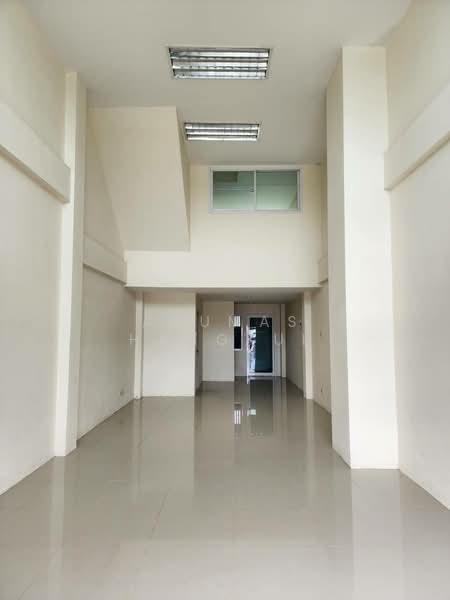 ขายด่วน! ถูกสุดในโครงการ อาคารพาณิชย์ 3.5 ชั้น ทำเลทองติดถนนใหญ่บรมราชชนนี (สาย 8 นครชัยศรี) ทำเลค้, นครปฐม, ขุนแก้ว, นครชัยศรี, นครปฐม, 216 ตร.ม., ตึกแถว-อาคารพาณิชย์ ขาย, โดย Anumas Hangkul, 500175508 - DDproperty.com