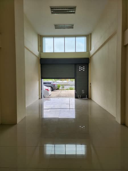 ขายด่วน! ถูกสุดในโครงการ อาคารพาณิชย์ 3.5 ชั้น ทำเลทองติดถนนใหญ่บรมราชชนนี (สาย 8 นครชัยศรี) ทำเลค้, Nakhon Pathom, Khun Kaeo, Nakhon Chai Sri, Nakhon Pathom, , 216 sqm, Shophouse For Sale, by Anumas Hangkul, 500175508 - DDproperty.com