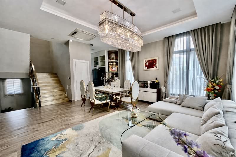 Patio Ratchayothin, Bangkok, Phahonyothin 32, Chan Kasem, Chatuchak, Bangkok, 3 Bedrooms, 320 sqm, Townhouse For Sale, by Thananthorn Wongvarnkaseam, 500175517 - DDproperty.com