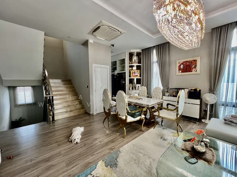 Patio Ratchayothin, Bangkok, Phahonyothin 32, Chan Kasem, Chatuchak, Bangkok, 3 Bedrooms, 320 sqm, Townhouse For Sale, by Thananthorn Wongvarnkaseam, 500175517 - DDproperty.com