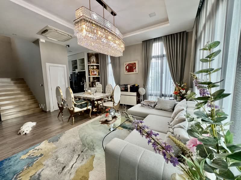 Patio Ratchayothin, Bangkok, Phahonyothin 32, Chan Kasem, Chatuchak, Bangkok, 3 Bedrooms, 320 sqm, Townhouse For Sale, by Thananthorn Wongvarnkaseam, 500175517 - DDproperty.com