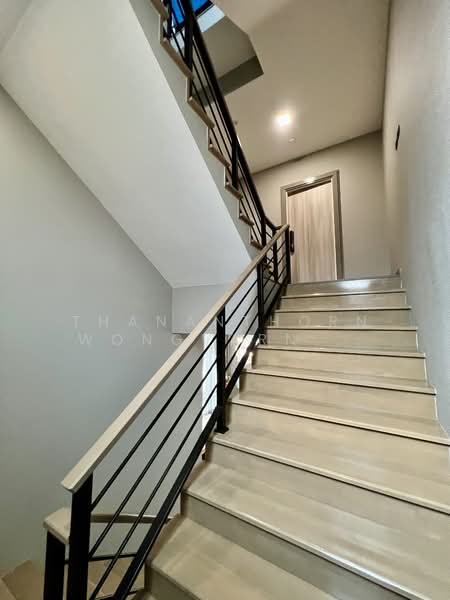 Patio Ratchayothin, Bangkok, Phahonyothin 32, Chan Kasem, Chatuchak, Bangkok, 3 Bedrooms, 320 sqm, Townhouse For Sale, by Thananthorn Wongvarnkaseam, 500175517 - DDproperty.com
