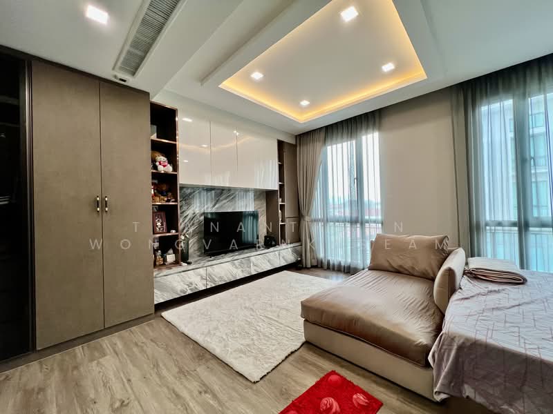 Patio Ratchayothin, Bangkok, Phahonyothin 32, Chan Kasem, Chatuchak, Bangkok, 3 Bedrooms, 320 sqm, Townhouse For Sale, by Thananthorn Wongvarnkaseam, 500175517 - DDproperty.com