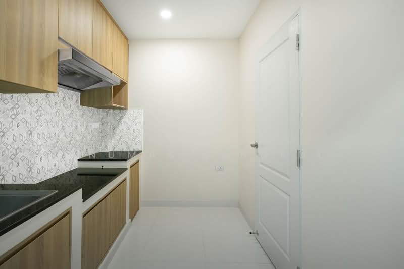 Centro Sathorn-Kallapapruek : เซนโทร สาทร-กัลปพฤกษ์, กรุงเทพ, ถนน บางแค, บางแค, บางแค, กรุงเทพ, 175 ตร.ม., บ้านเดี่ยว ขาย, โดย Anumas Hangkul, 500175528 - DDproperty.com