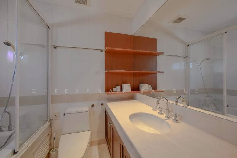 Las Colinas, Bangkok, Sukhumvit 21 Road, Khlongtoei Nua, Watthana, Bangkok, 5 Bedrooms, 698 sqm, Condo For Sale, by Cheeranan Satsue, 500175534 - DDproperty.com