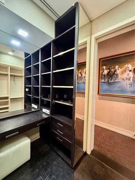 The Ritz-Carlton Residences, Bangkok, 114 Narathiwat Ratchanakarin Road, Silom, Bang Rak, Bangkok, 4 Bedrooms, 273 sqm, Condo For Sale, by Cheeranan Satsue, 500175538 - DDproperty.com