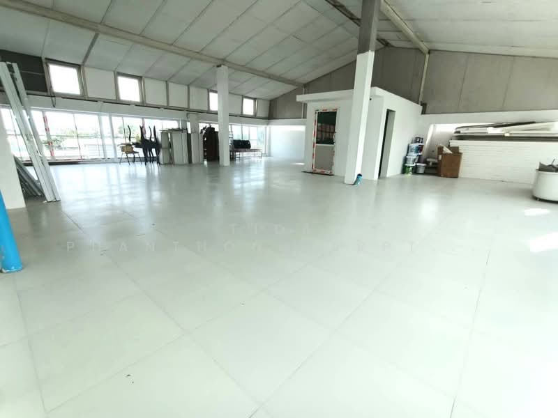 For rent: 5-story standalone office building in Sukhumvit area, near BTS On Nut., Bangkok, Phra Kanong, Khlong Toei, Bangkok, , 1,100 sqm, Office Space For Rent, by Tida phanthonglarptawee, 500175539 - DDproperty.com