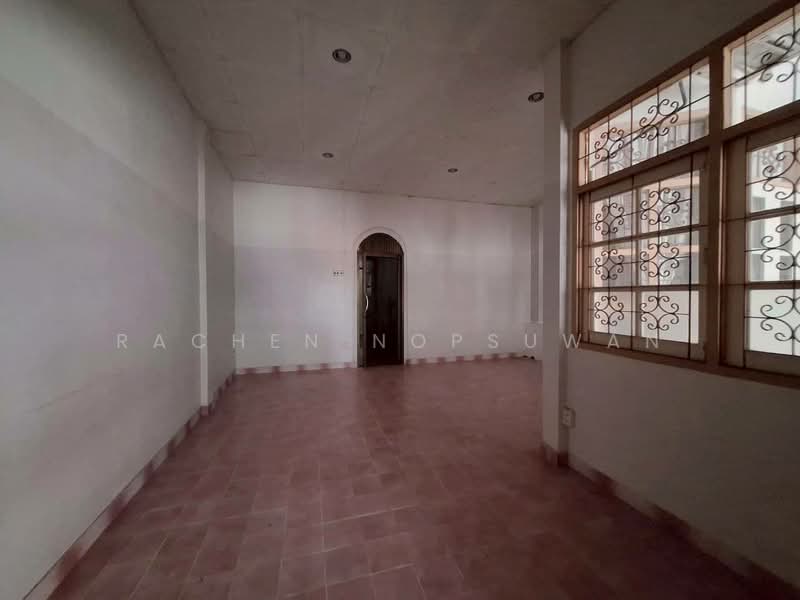 Townhouse, Bangkok, Hua Mak, Bang Kapi, Bangkok, 3 Bedrooms, 150 sqm, Townhouse For Rent, by Rachen Nopsuwan, 500175551 - DDproperty.com
