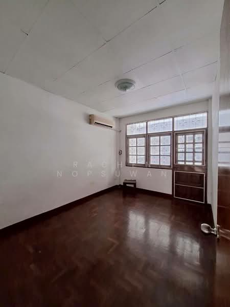 รามคำแหง24, กรุงเทพ, หัวหมาก, บางกะปิ, กรุงเทพ, 150 ตร.ม., ทาวน์เฮ้าส์ ให้เช่า, โดย Rachen Nopsuwan, 500175551 - DDproperty.com