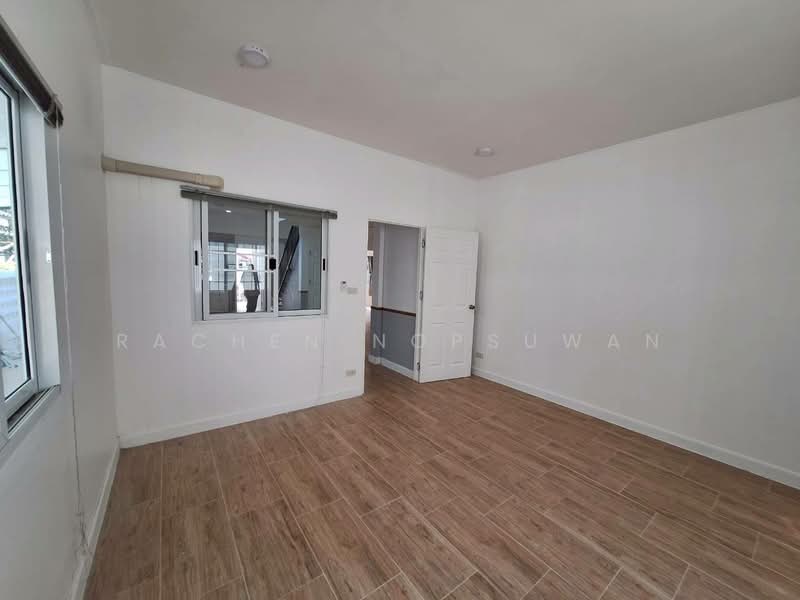 Sammakorn Ramkamhang 112 : สัมมากร รามคำแหง 112, กรุงเทพ, สะพานสูง, สะพานสูง, กรุงเทพ, 160 ตร.ม., บ้านเดี่ยว ขาย, โดย Rachen Nopsuwan, 500175558 - DDproperty.com