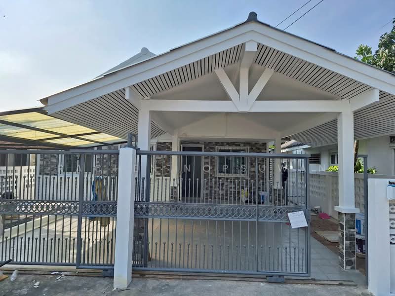 Sammakorn Ramkamhang 112, Bangkok, Saphan Sung, Saphan Sung, Bangkok, 4 Bedrooms, 160 sqm, Single Detached House For Sale, by Rachen Nopsuwan, 500175558 - DDproperty.com